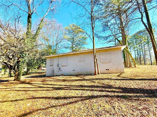 1924 Peters Road, Tucker, GA 30084