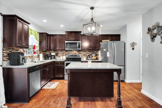 659 Markham Circle, Moore, SC 29369