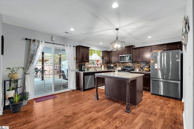 659 Markham Circle, Moore, SC 29369