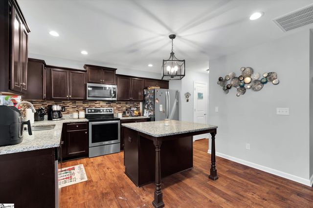 659 Markham Circle, Moore, SC 29369