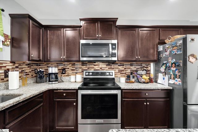 659 Markham Circle, Moore, SC 29369