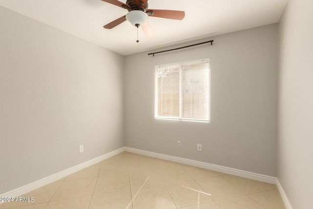 3212 E ORAIBI Drive, Phoenix, AZ 85050