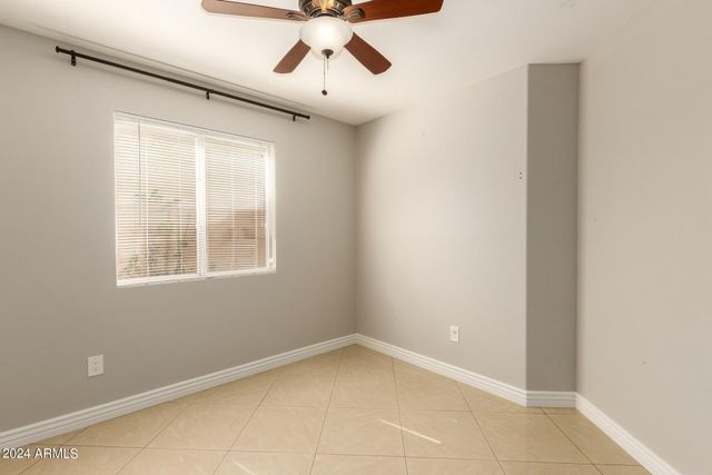 3212 E ORAIBI Drive, Phoenix, AZ 85050