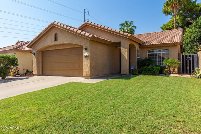 3212 E ORAIBI Drive, Phoenix, AZ 85050