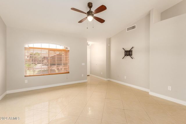 3212 E ORAIBI Drive, Phoenix, AZ 85050