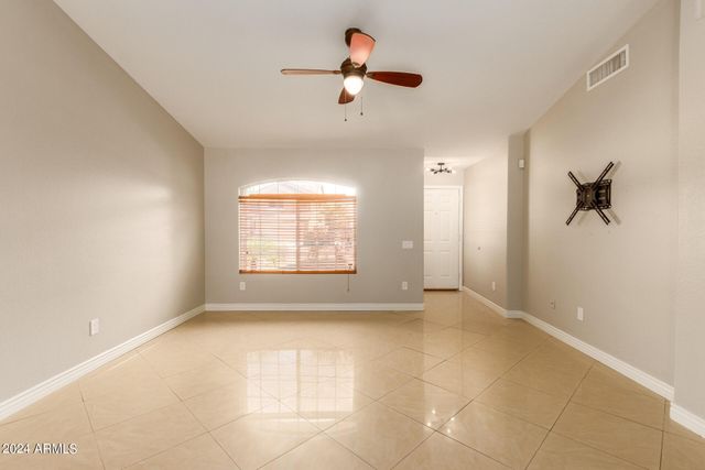 3212 E ORAIBI Drive, Phoenix, AZ 85050