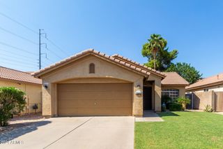 3212 E ORAIBI Drive, Phoenix, AZ 85050