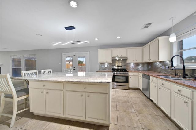 3126 Silverstag Trail Lane, Houston, TX 77073