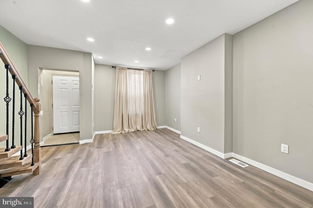 1644 N NEWKIRK ST, PHILADELPHIA, PA 19121 — photo 2