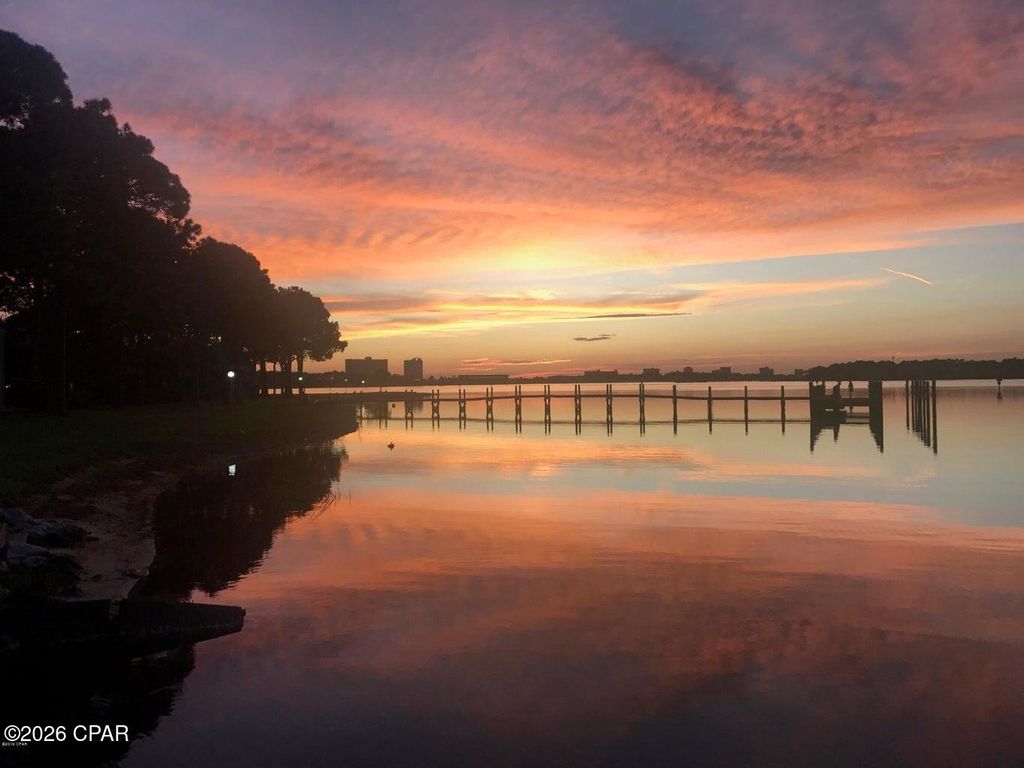 Image 17 of property listing at 4400 Kingfish Lane 302, Panama City Beach, FL 32408