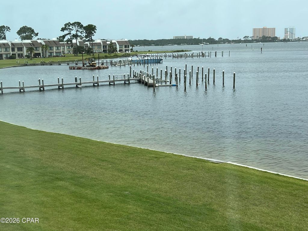 Image 20 of property listing at 4400 Kingfish Lane 302, Panama City Beach, FL 32408