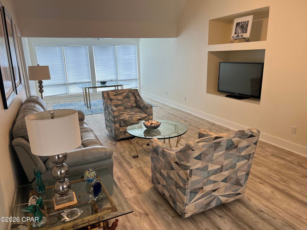 Image 6 of property listing at 4400 Kingfish Lane 302, Panama City Beach, FL 32408