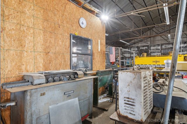 311 E 5th Street, Okmulgee, OK 74447