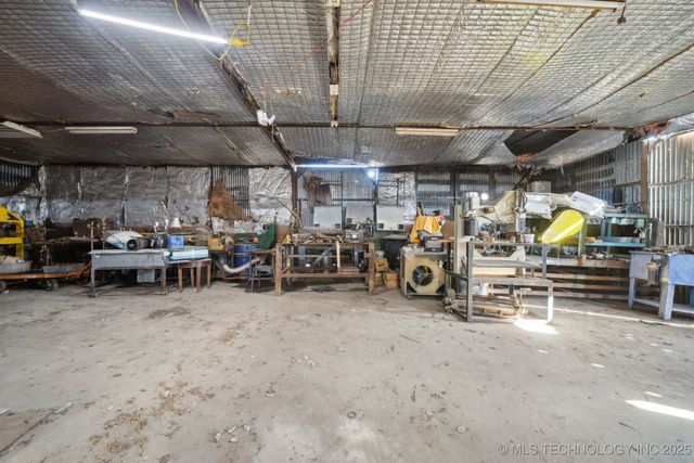 311 E 5th Street, Okmulgee, OK 74447