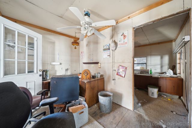 311 E 5th Street, Okmulgee, OK 74447