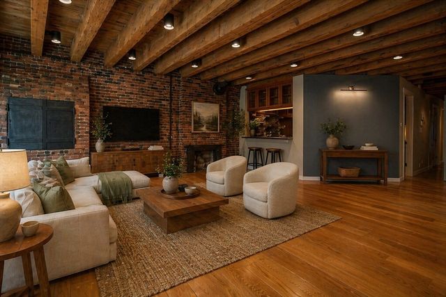 154 Commercial St 2, Boston, MA 02109