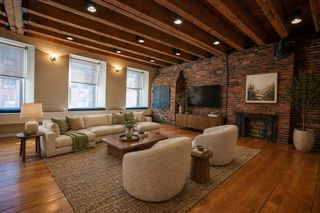 154 Commercial St 2, Boston, MA 02109