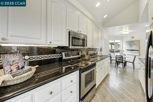 3535 Terra Granada Dr 4C, Walnut Creek, CA 94595