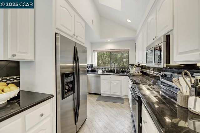 3535 Terra Granada Dr 4C, Walnut Creek, CA 94595