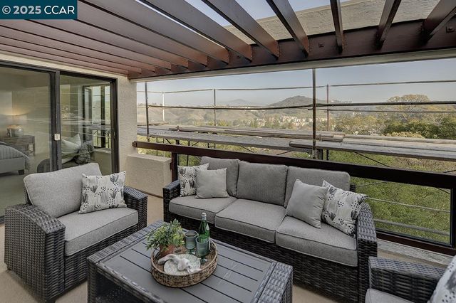 3535 Terra Granada Dr 4C, Walnut Creek, CA 94595