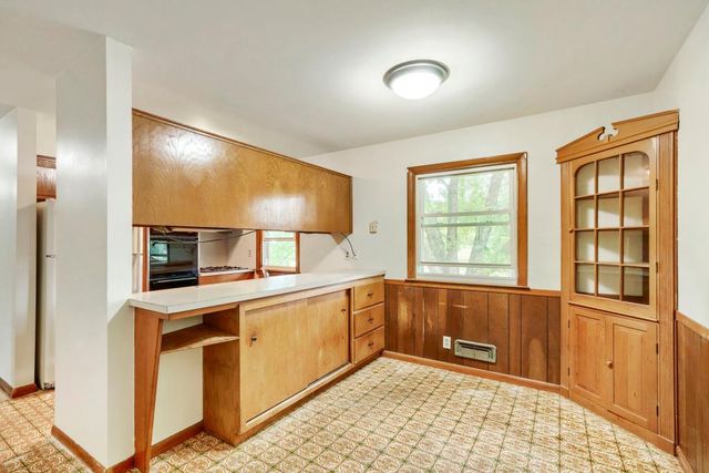 116 Hayes Road, Apple Valley, MN 55124