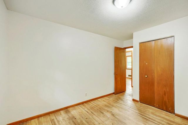 116 Hayes Road, Apple Valley, MN 55124
