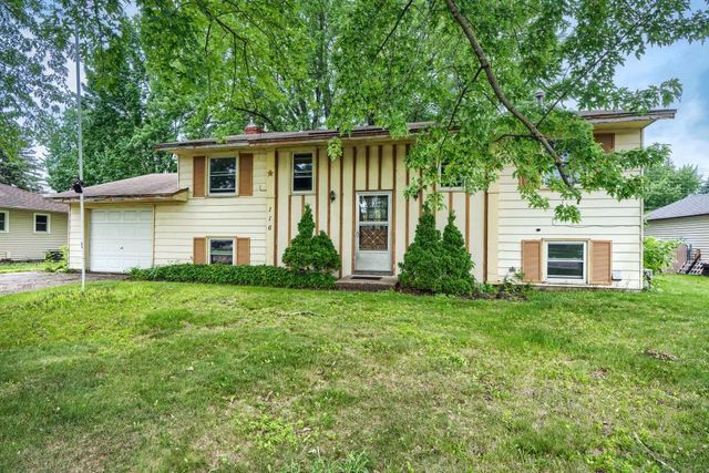 116 Hayes Road, Apple Valley, MN 55124
