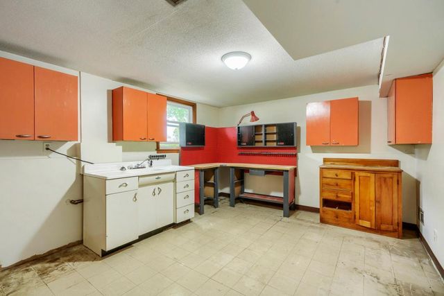 116 Hayes Road, Apple Valley, MN 55124