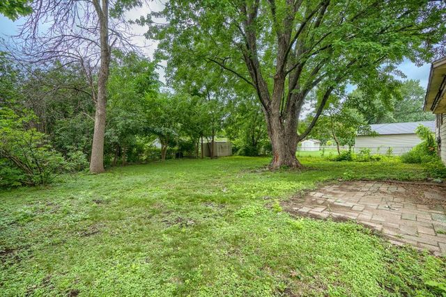 116 Hayes Road, Apple Valley, MN 55124