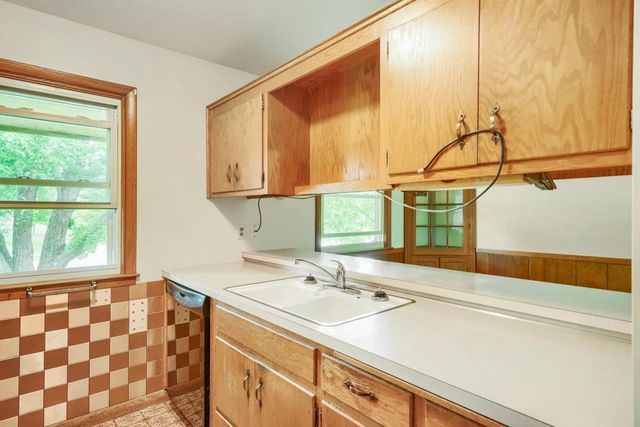 116 Hayes Road, Apple Valley, MN 55124
