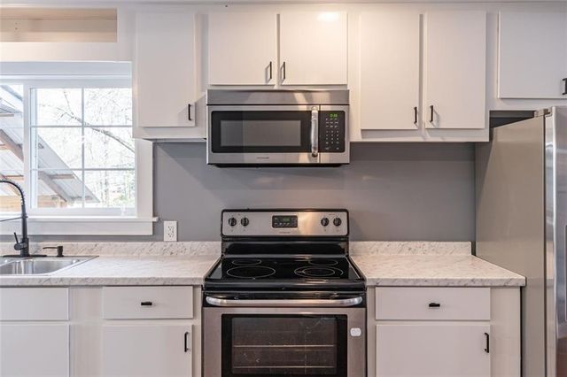 1203 E Ridge Road, Gainesville, GA 30501