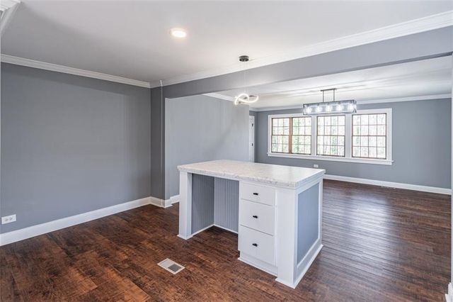 1203 E Ridge Road, Gainesville, GA 30501