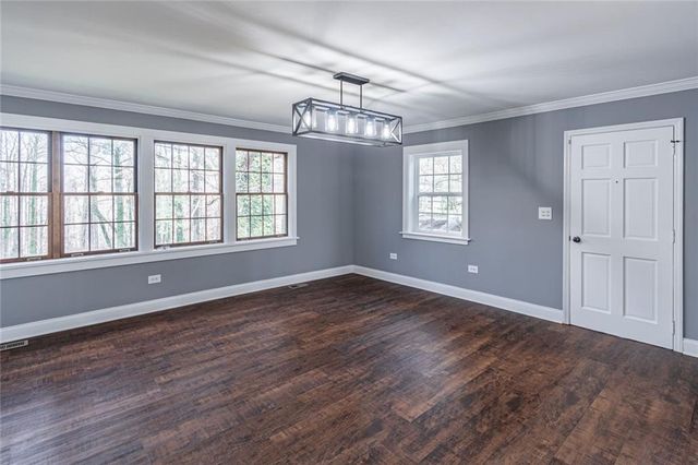 1203 E Ridge Road, Gainesville, GA 30501