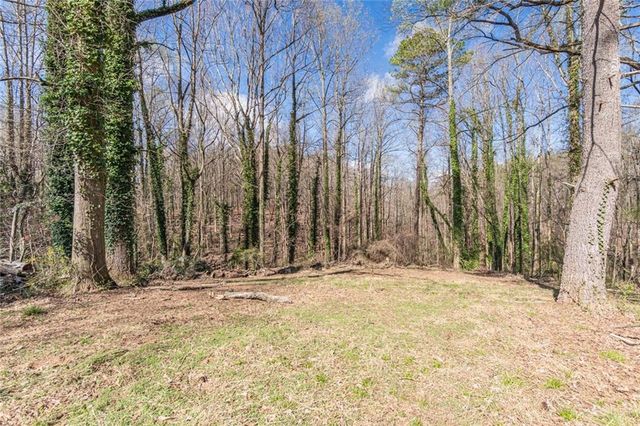 1203 E Ridge Road, Gainesville, GA 30501