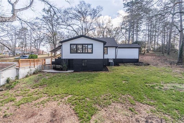 1203 E Ridge Road, Gainesville, GA 30501