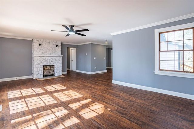 1203 E Ridge Road, Gainesville, GA 30501