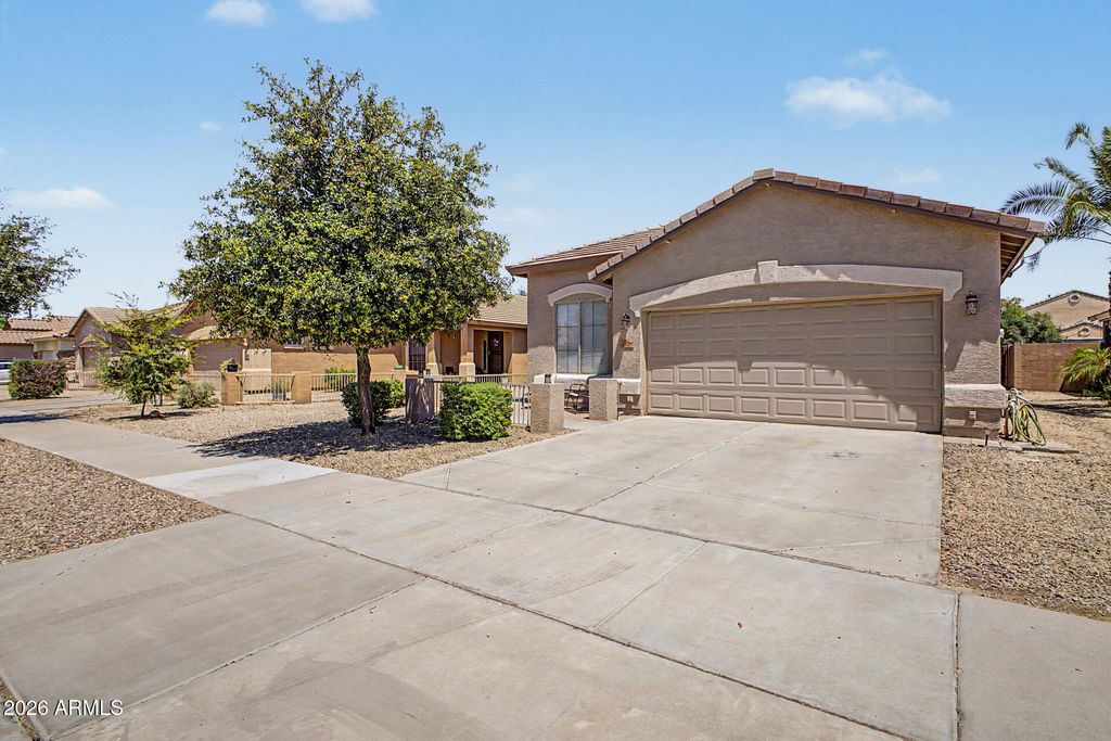 Image 4 of property listing at 20940 E DESERT HILLS Boulevard, Queen Creek, AZ 85142