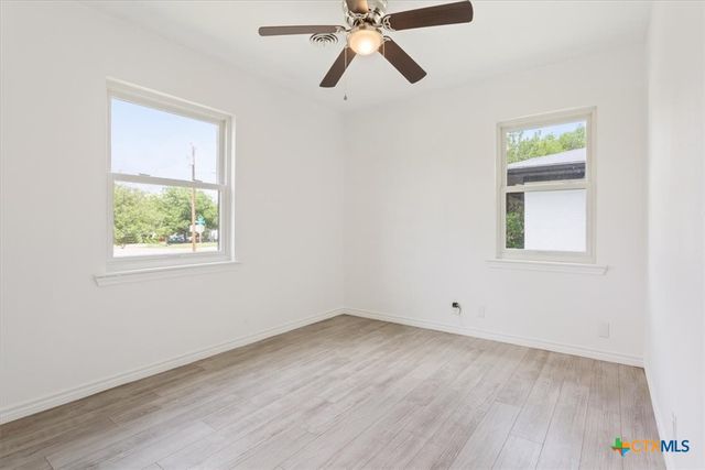 1304 Metropolitan Drive, Killeen, TX 76541