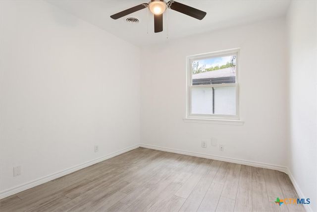 1304 Metropolitan Drive, Killeen, TX 76541