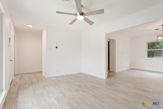 1304 Metropolitan Drive, Killeen, TX 76541