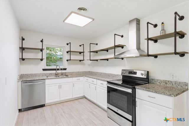 1304 Metropolitan Drive, Killeen, TX 76541