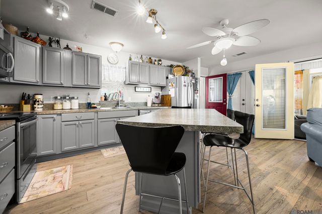 14689 Paradise Rd, Maurepas, LA 70449