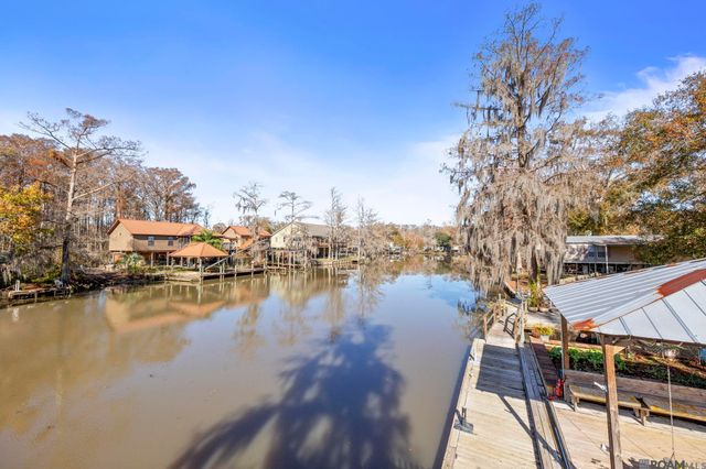 14689 Paradise Rd, Maurepas, LA 70449