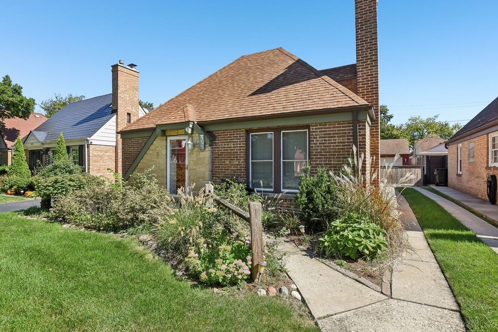 1923 N 74th Avenue, Elmwood Park, IL 60707 — photo 2