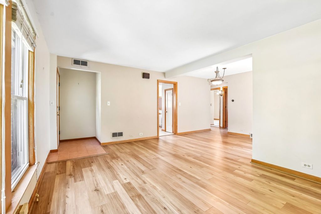 1923 N 74th Avenue, Elmwood Park, IL 60707 — photo 4