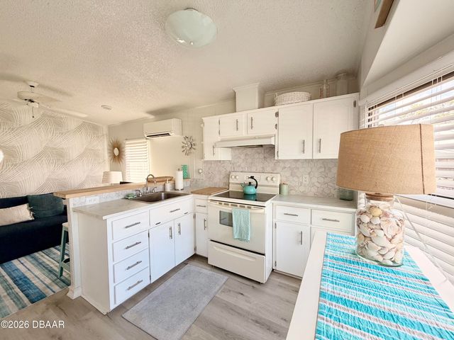 2201 S Ridgewood Ave Lot 23, Edgewater, FL 32141