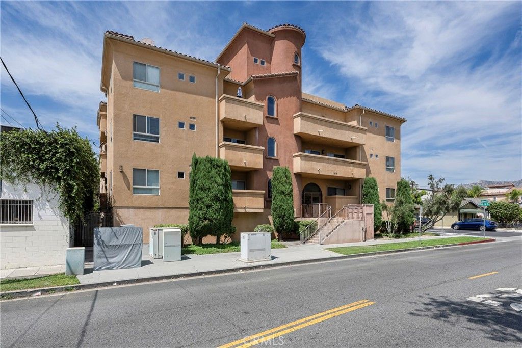 1515 Grismer 202, Burbank, CA 91504 — photo 5