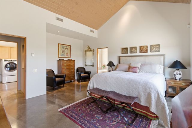27 Old Road, Lamy, NM 87540