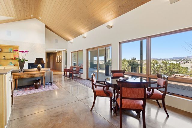 27 Old Road, Lamy, NM 87540
