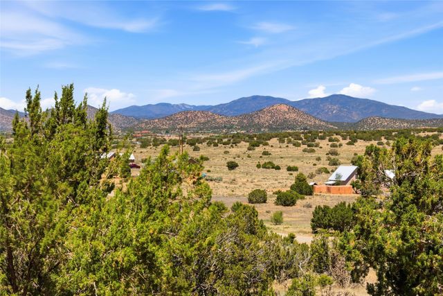 27 Old Road, Lamy, NM 87540